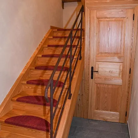 Povillus - Dimora Medievale * クアルト